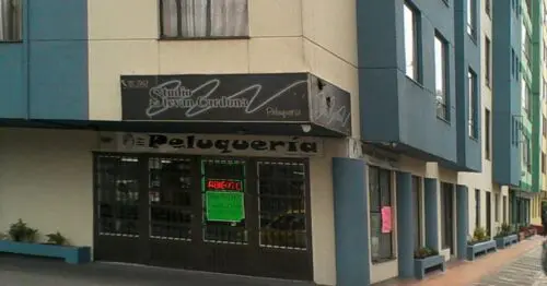 ESTUDIO ESTEBAN CARDONA LA CABAÑA ESTUDIO ESTEBAN CARDONA LA CABAÑA
